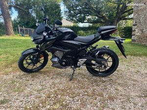 SUZUKI GSX-S 125