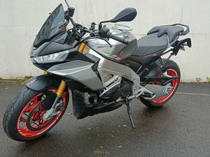 APRILIA TUONO V4 2022 – AKRAPOVIC – ENTRETIEN SUIVI – ÉQUIPÉE VOYAGE & DUO