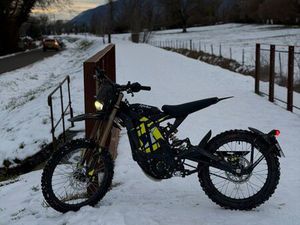 ÉCHANGE SURRON CONTRE 85