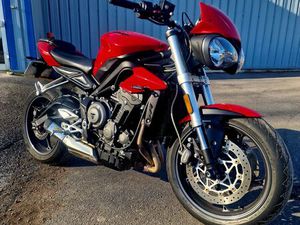 TRIUMPH STREET-TRIPLE 660 S A2