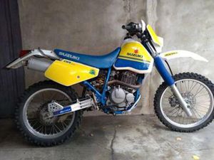 SUZUKI DR 350 - 1996