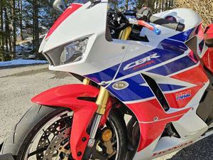 HONDA CBR 600 RR PC40 C-ABS WEIß