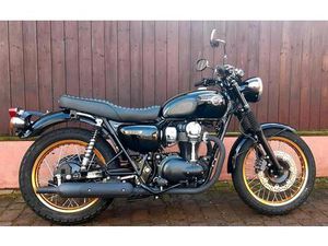 KAWASAKI W800 SPEZIAL EDITION