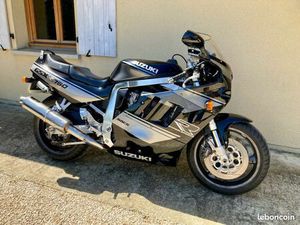 ÉCHANGE CONTRE VOITURES COLLECTION OU YOUNGTIMER