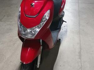 SCOOTER PEUGEOT KISBEE