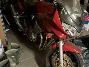 SUZUKI GSF 600 -----A2