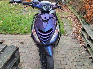 ② PIAGGIO ZIP I-GET (2017 BLOK) – PROJECT MET EXTRA ONDERDELEN
