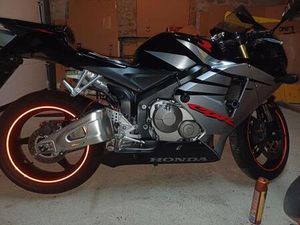 HONDA - CBR600RR