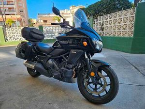 HONDA - CTX 700 D