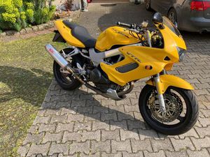 HONDA VTR 1000 F SC 36