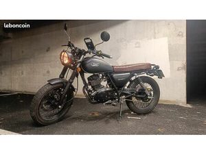 MOTO 125 MASH SEVENTY + ÉQUIPEMENT