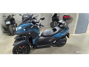 YAMAHA TRICITY 300
