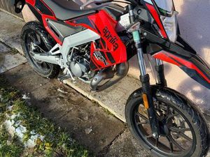 APRILIA SX 50 D’ORIGINE