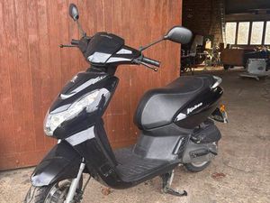 SCOOTER KISBEE 50 CC – 2021 – 4 000 KM