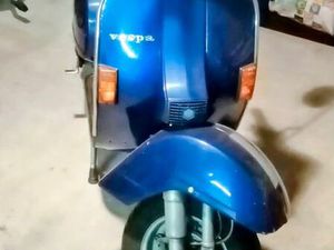 VEND VESPA PX80