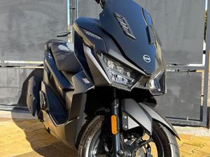 SYM JET X TCS 125 + TOP CASE SHAD