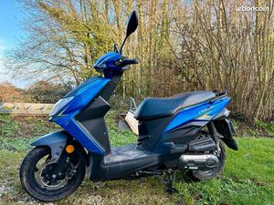 SCOOTER SYM ORBIT 3 ÉTAT 100 % ORIGINE 3600 KMS SEULEMENT