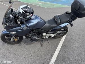 A VENDRE MOTO HONDA CBF 600