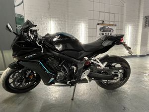 HONDA CBR650R
