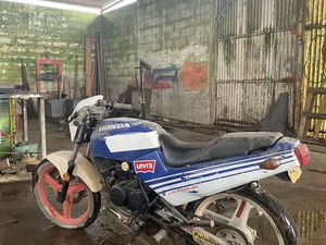 HONDA NSR F2. BISCAÍNHO