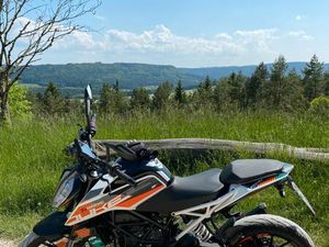 KTM DUKE 390