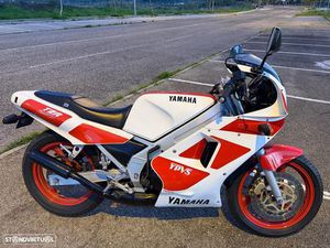 YAMAHA TZR