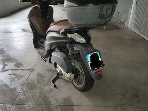 PIAGGIO BEVERLY 300 POLICE ABS-ASR NERO