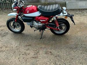 ② HONDA MONKEY 125 CC