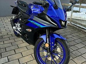 YAMAHA YZF 125R