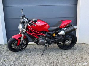 DUCATI MONSTER 796 ABS