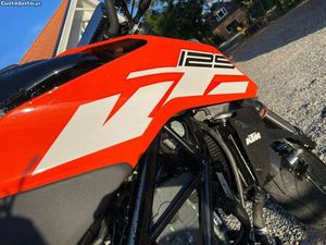 KTM 125 - 20