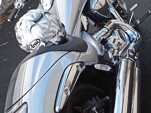 SUZUKI INTRUDER BOSS MR09 1800