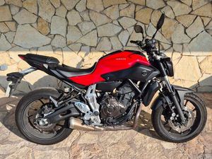 YAMAHA MT 07