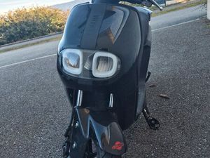 SCOOTER ÉLECTRIQUE