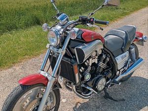 YAMAHA 1200 VMAX