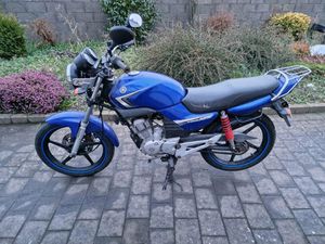 YAMAHA YBR 125