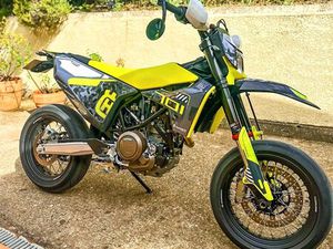 HUSQVARNA 701 SM 2024