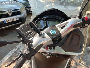 PIAGGIO X10, 350 TRÈS PROPRE