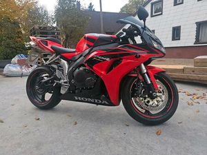HONDA CBR 1000RR SC57