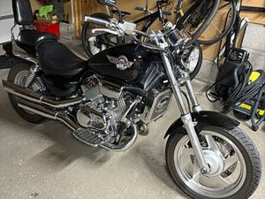 HONDA VF 750 C MAGNA