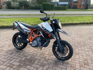 KTM 990 SUPERMOTO