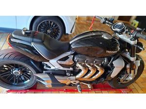 TRIUMPH ROCKET 3 R