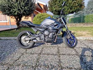 YAMAHA XJ 6 ARGENTO
