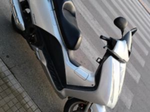 SCOOTER 125