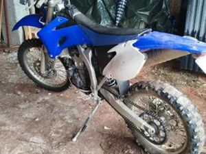 YAMAHA - WR250F