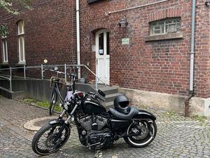 HARLEY DAVIDSON SEVENTY-TWO
