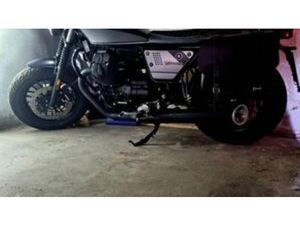 V9 BOBBER SPECIAL EDITION (2023 - 25)