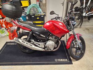 YAMAHA YBR 125 2012
