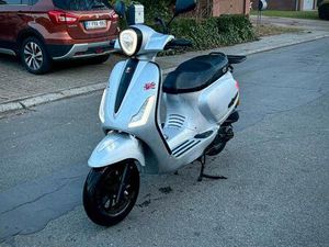 ② GTS BRAVO A KLASSE IN NIEUWSTAAT