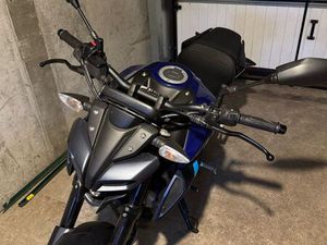 YAMAHA MT 125